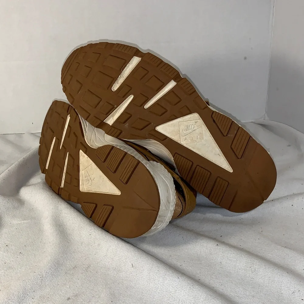 Nike Men’s Brown Suede Huarache Sneakers with White Midsole